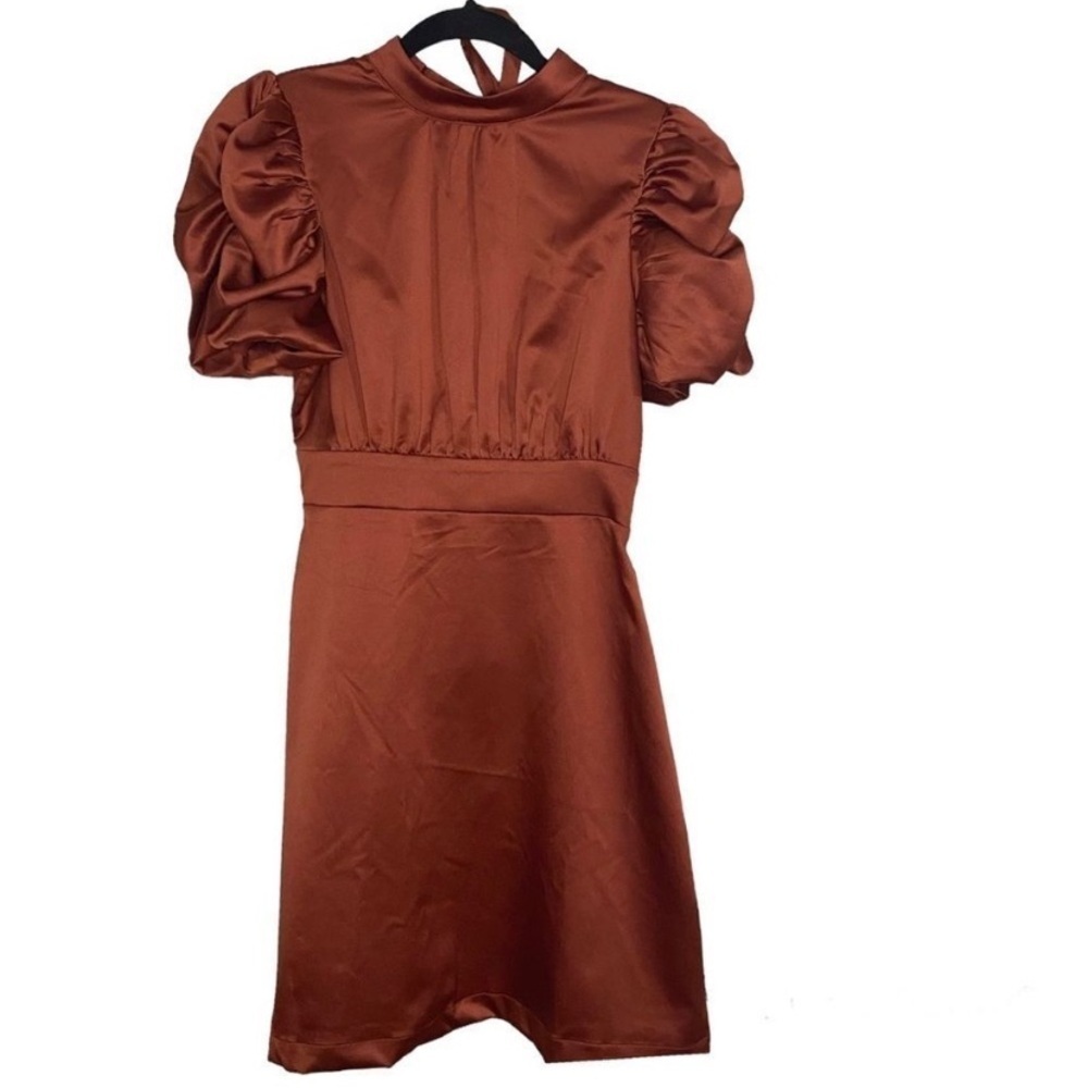 AMYLYNN Lorna Dress - Picture 5 of 8